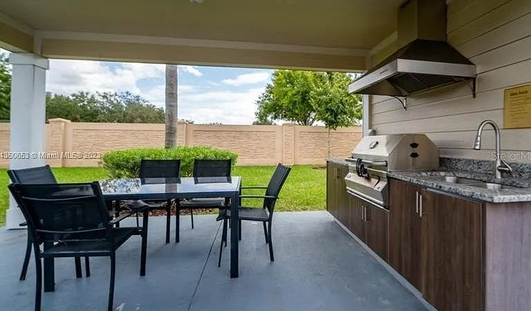 8967 Shine Dr — Photo 45