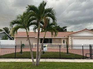 10805 SW 165th Ter, Miami, FL 33157