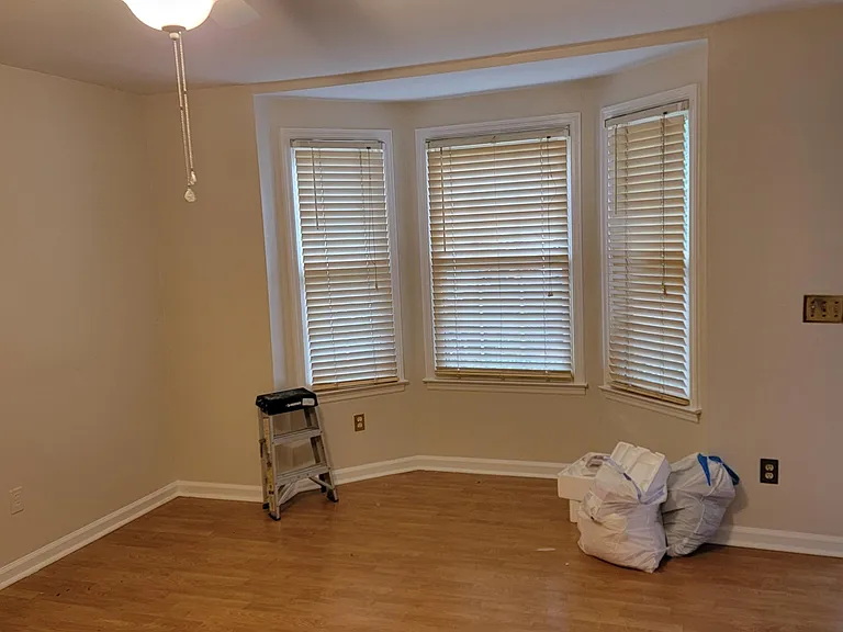411 Woodsman Ct — Photo 4