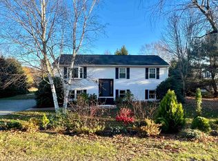 166 Stratham Heights Rd, Stratham, NH 03885
