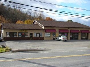 27 Tremont Rd, Pine Grove, PA 17963