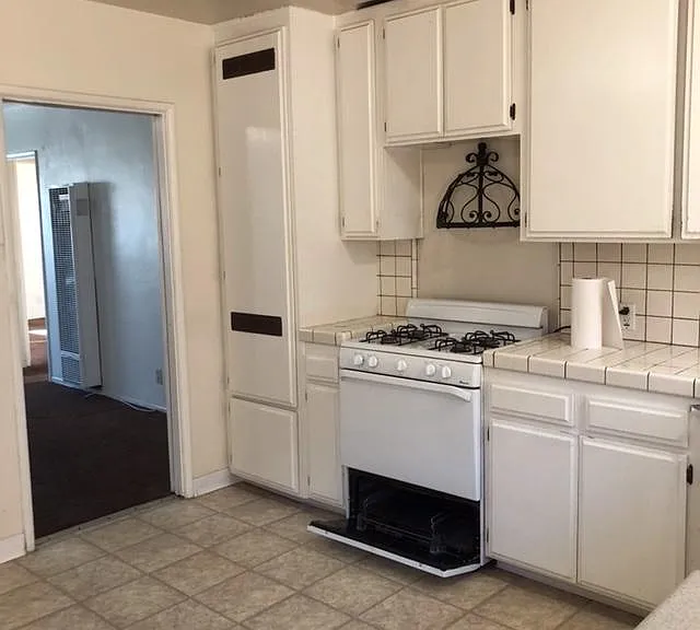 1010 E Imperial Ave — Photo 1