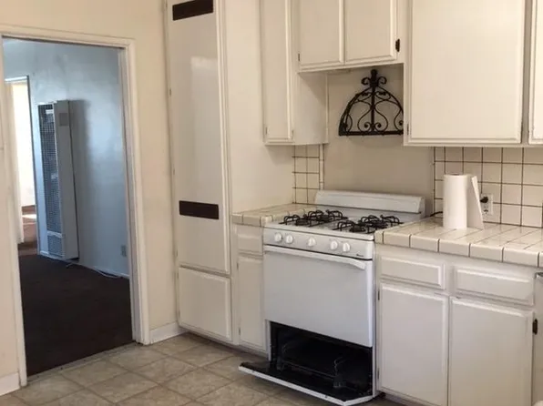 1010 E Imperial Ave, El Segundo, CA 90245