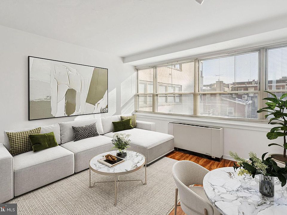 1st image of 1810 Rittenhouse Sq APT 406