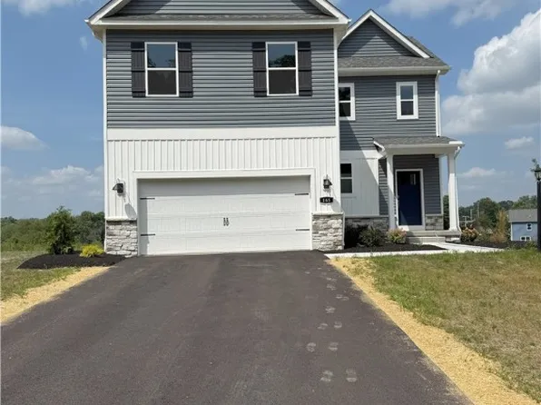 165 Crabapple Ln, Beaver Falls, PA 15010