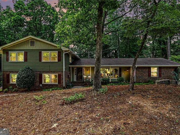 4106 Nancy Creek Way, Atlanta, GA 30319
