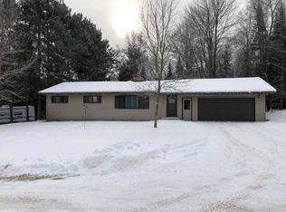 4747 Barbara St, Rhinelander, WI 54501