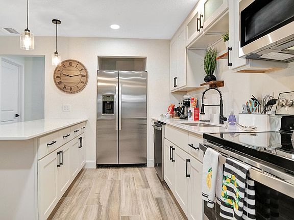 3rd image of 299 E Central Blvd APT 10