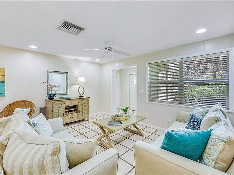 131 Cajeput Dr — Photo 8