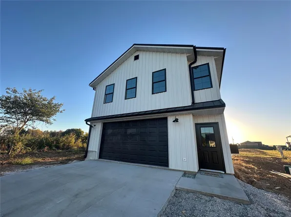5635 Patriot Ln, Hannibal, MO 63401