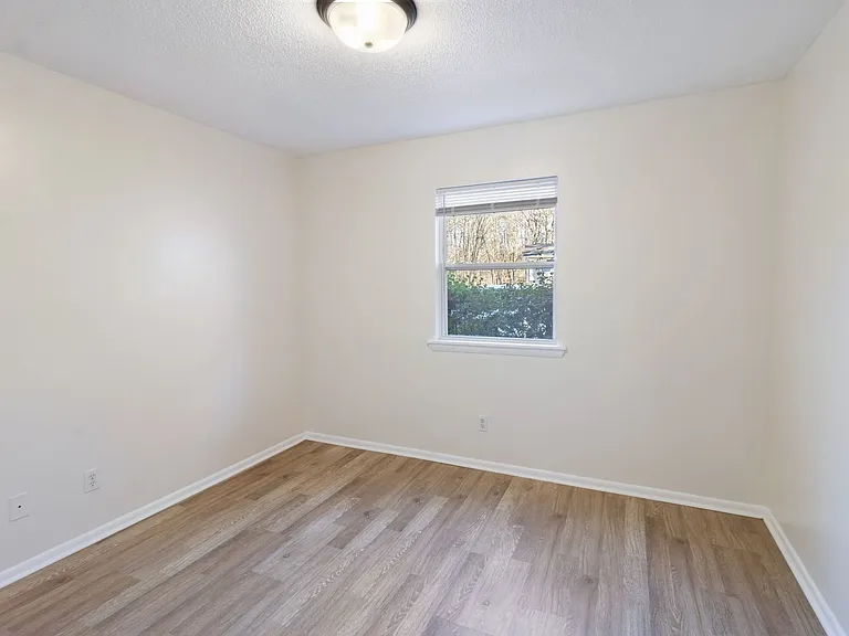 100 Bearwood Dr — Photo 15