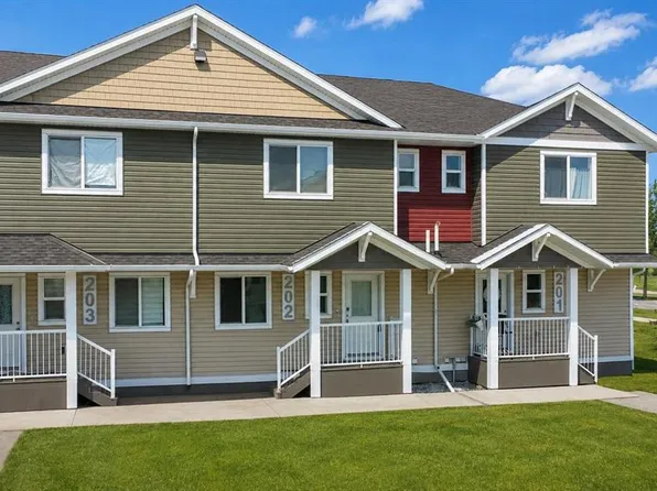 148 S Vanier Dr #202, Red Deer, AB T4R 0V1