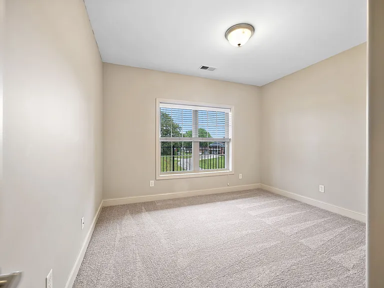 North Pointe — Photo 20
