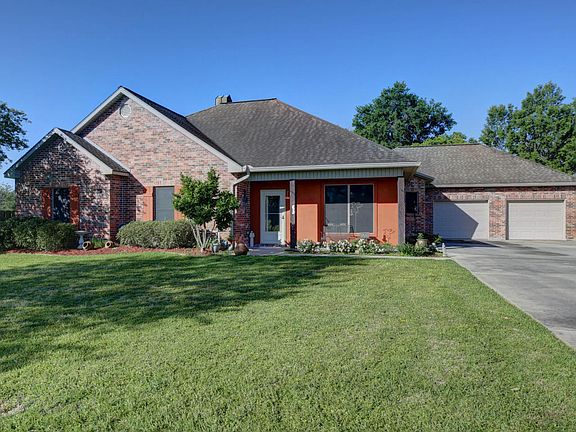 2nd image of 143 Sioux Ln