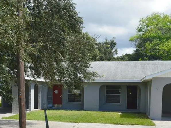 4207 9th St E, Bradenton, FL 34208