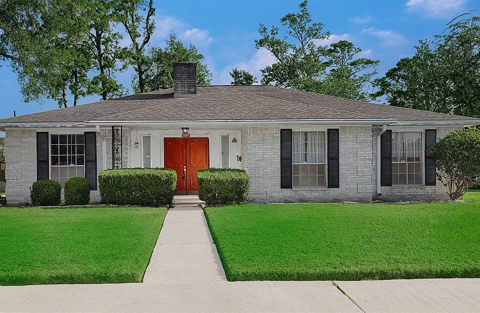 1st image of 21311 Four Oaks Drive
