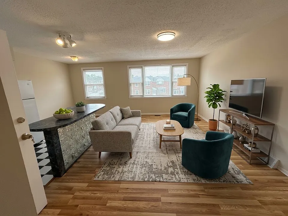 12501 Nanton Dr #2