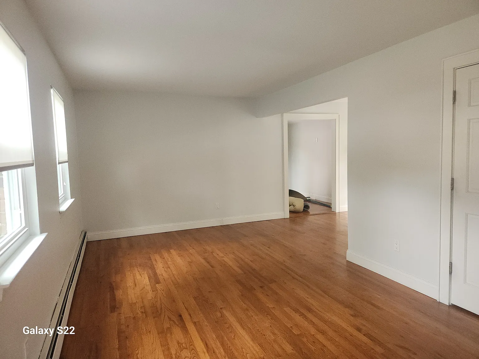 2 bed, 1.5 bath, 1000 sqft, $3,000 — Photo 2