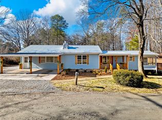 37 Staton Rd, Cleveland, GA 30528