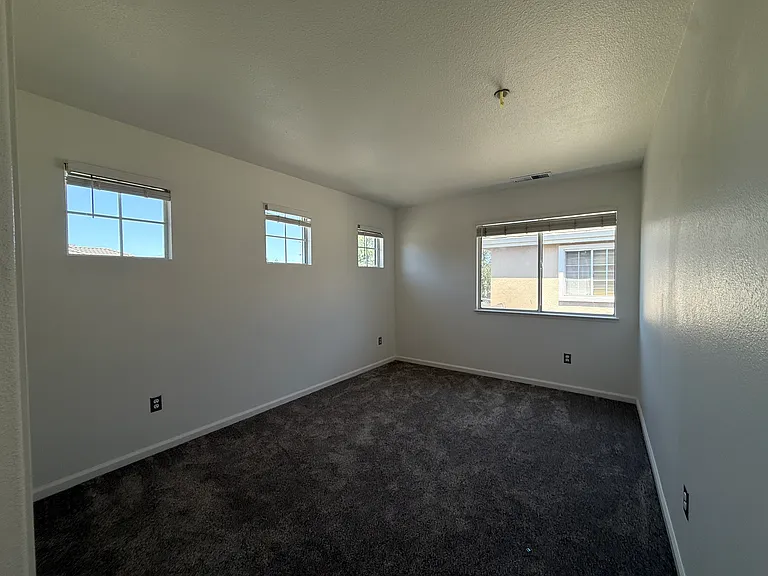 34469 Valley Oaks Loop — Photo 21