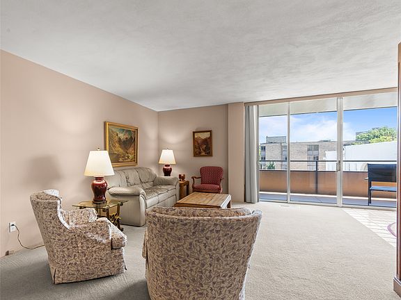 4th image of 3663 Grand Ave Unit 402