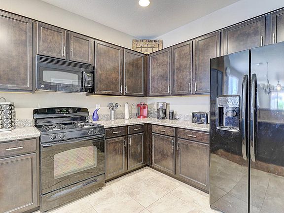 5th image of 17859 W Desert Wind Dr