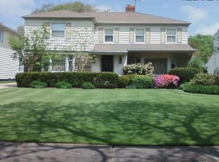 22111 Byron Rd E, Beachwood, OH 44122