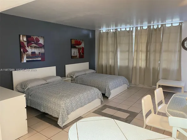 100 Lincoln Rd #304, Miami Beach, FL 33139