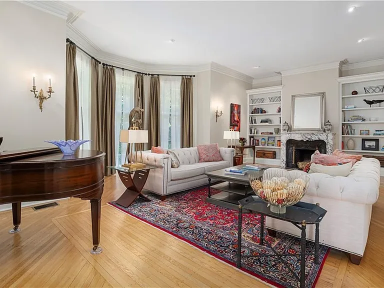 15 Berkeley Ave — Photo 7