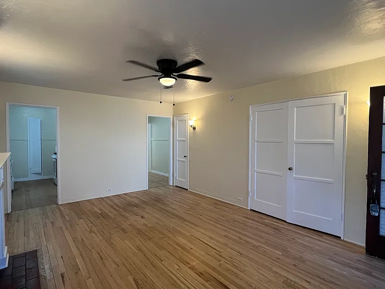 25 Parkwood Dr #4 — Photo 6