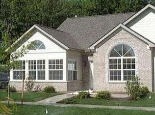 36076 Abbey Dr, Westland, MI