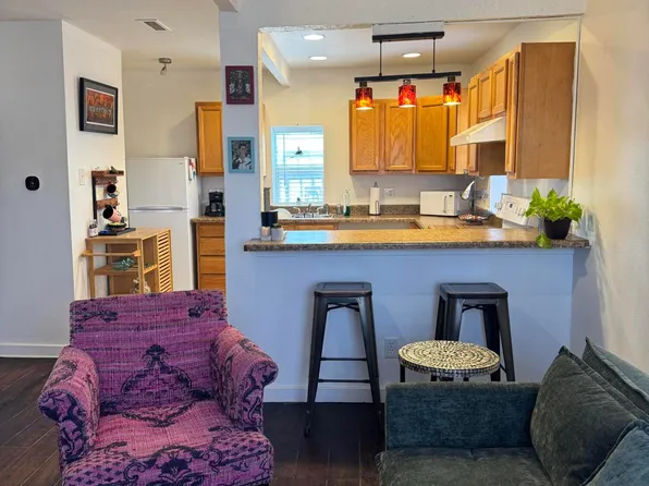 1909 1/2 William St SE, Albuquerque, NM 87102