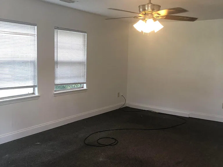 1902 Cloverlawn Ave — Photo 4