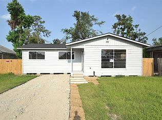 4506 Russell St, Houston, TX 77026