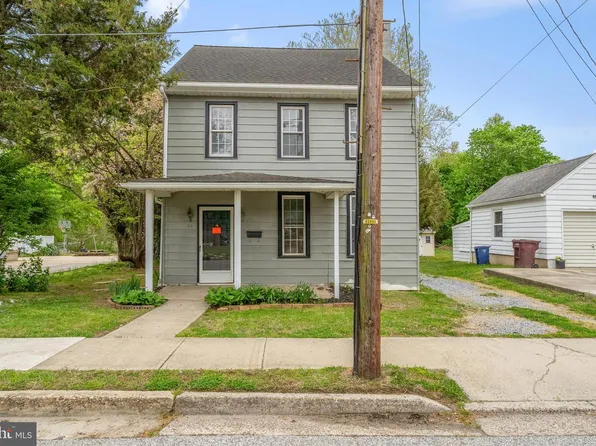 44 Church St, Woodstown, NJ 08098