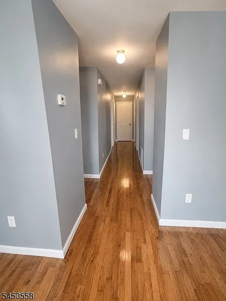 3 bed, 2.0 bath, $3,000 — Photo 3