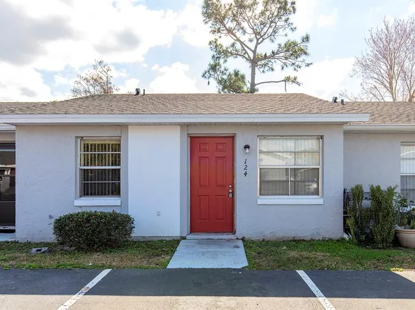 124 Lake Villa Way, Kissimmee, FL 34743