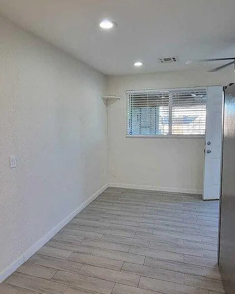 6717 N 53rd Ave — Photo 5
