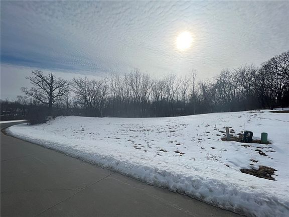 2nd image of 5585 Arbor Lake Dr