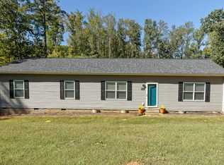 160 Ridgewood Rd, Youngsville, NC 27596