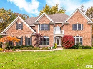 70 Diamond Point, Morton, IL 61550