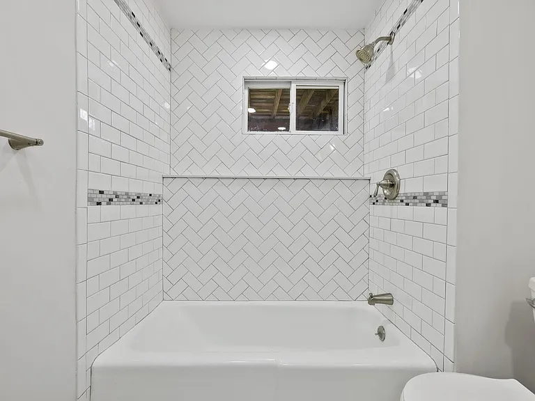 41 Whisconier Vlg #41 — Photo 21