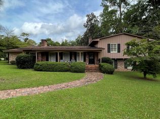 158 E Graham St, Mc Rae Helena, GA 31055