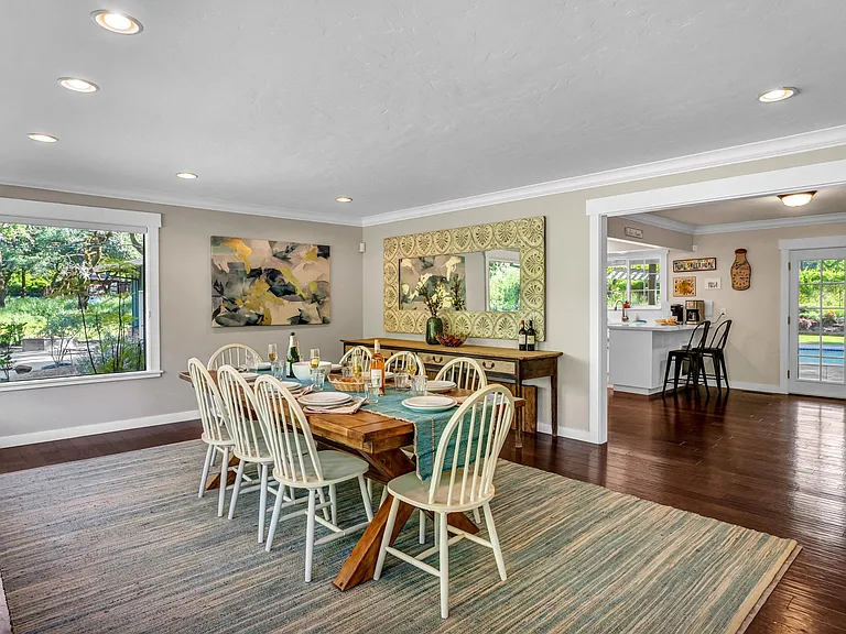 Henno Rd — Photo 11