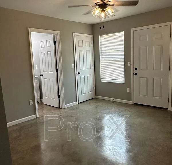 122 S Pearl Ave — Photo 9