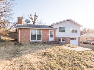 2303 Oakview Dr, Jefferson City, MO 65109