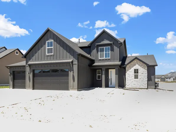 2502 W 2950 N #115, Farr West, UT 84404