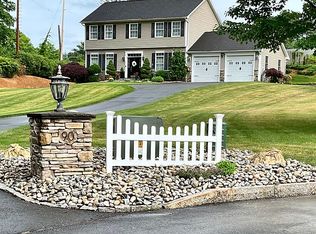 90 Somerset Dr, Manchester, CT 06040