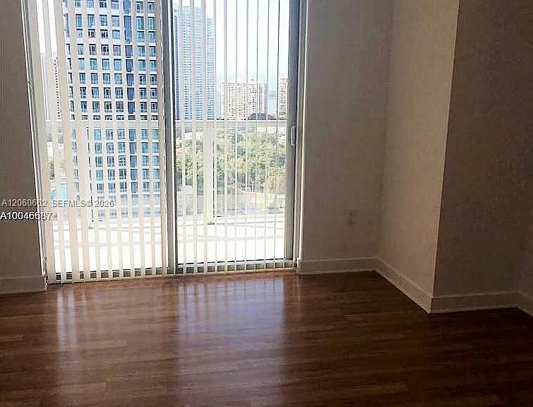 79 SW 12th St #3006-S — Photo 7