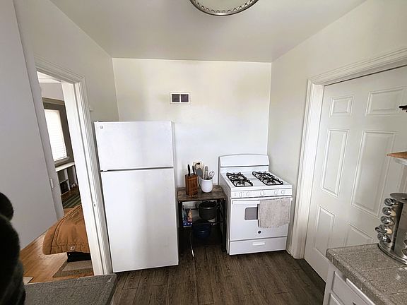 5th image of 2955 W 43rd Ave
